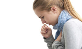 দীর্ঘদিনের কাশি কি ফুসফুস ক্যান্সারের লক্ষণ? জেনে নিন সতর্কতার সংকেত