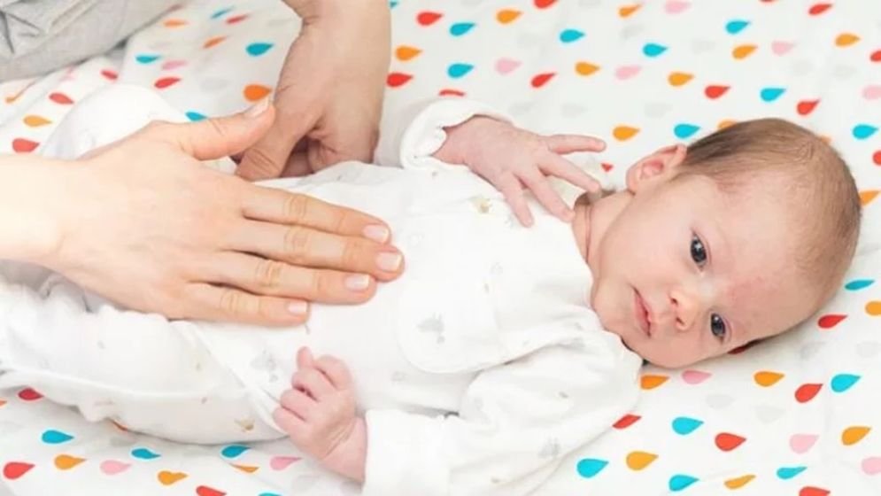 শীতকালে শিশুর ডায়রিয়া কেন হয় জানেন কি?